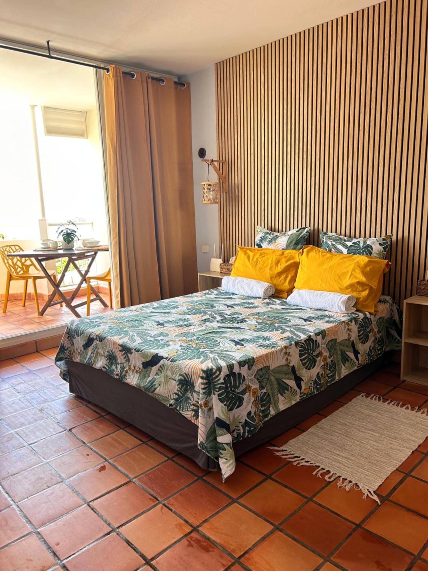 Charmant Studio A La Residence De La Baie De Tartane Ла Трините Екстериор снимка